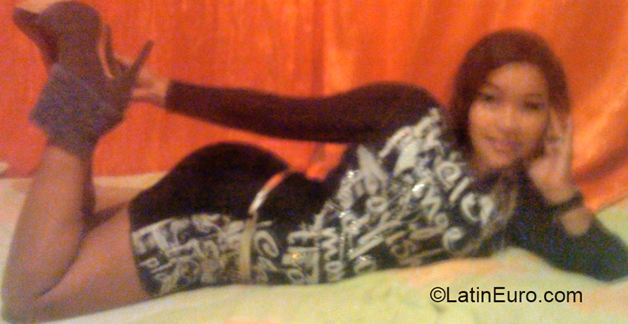 Date this cute Colombia girl Angeledy from Cali CO16678