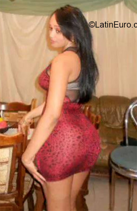 Date this tall Dominican Republic girl Rachel from Santo Domingo DO20900