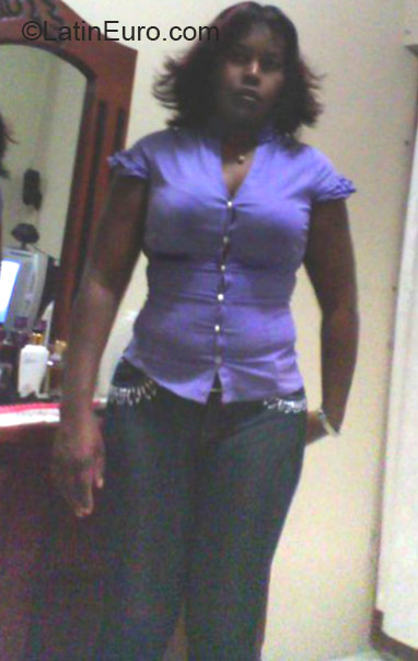 Date this fun Dominican Republic girl Anabel from Santo Domingo DO21079
