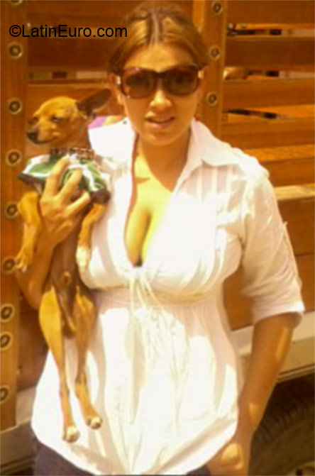 Date this pretty Colombia girl Jenny from Medellin CO16821