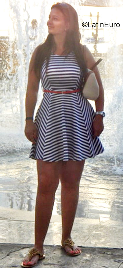 Date this happy Colombia girl Valentina from Manizales CO16842