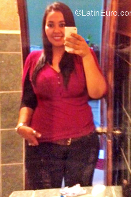 Date this tall Honduras girl Lizbeth from San Pedro Sula HN1436