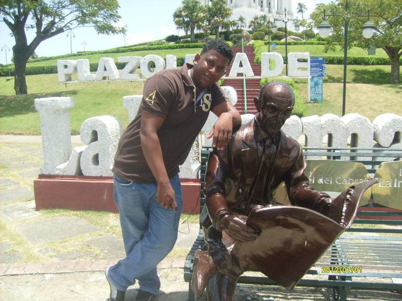 Date this foxy Dominican Republic man Robert cabrera from Santo Domingo DO21208