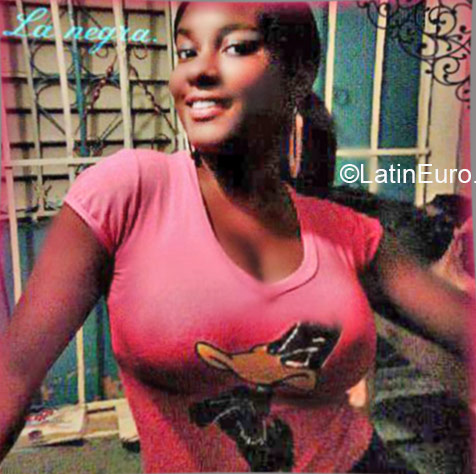 Date this hard body Dominican Republic girl Wanda from San Pedro De Macoris DO21210