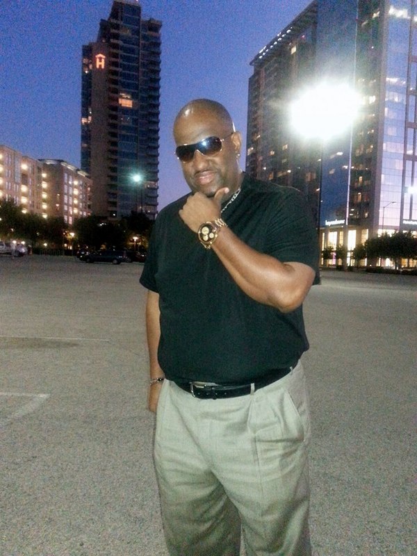 Date this stunning United States man Tony from Dallas US15858