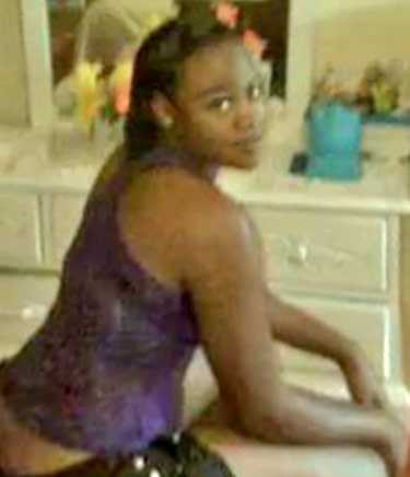 Date this happy Jamaica girl Trishana from Kingston JM1946