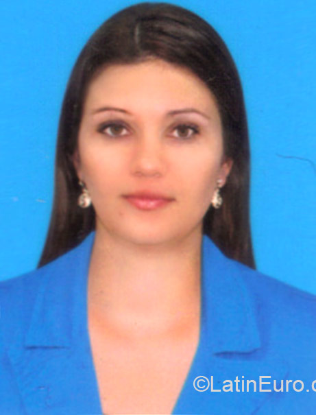 Date this gorgeous Colombia girl Karen from Cali CO16957