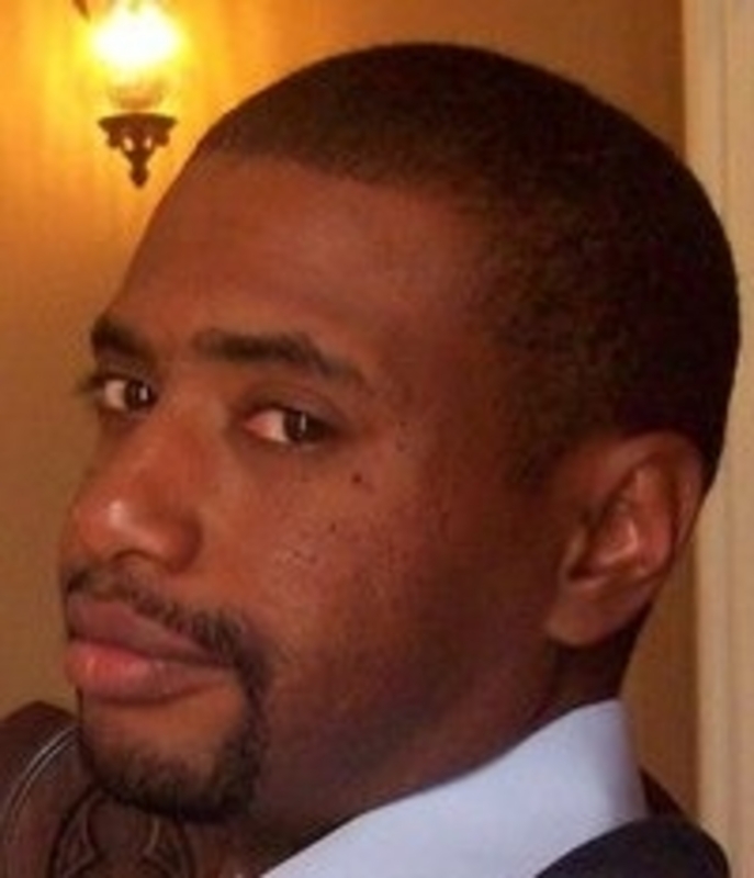 Date this stunning United States man Xwhysquared from Clinton US15897