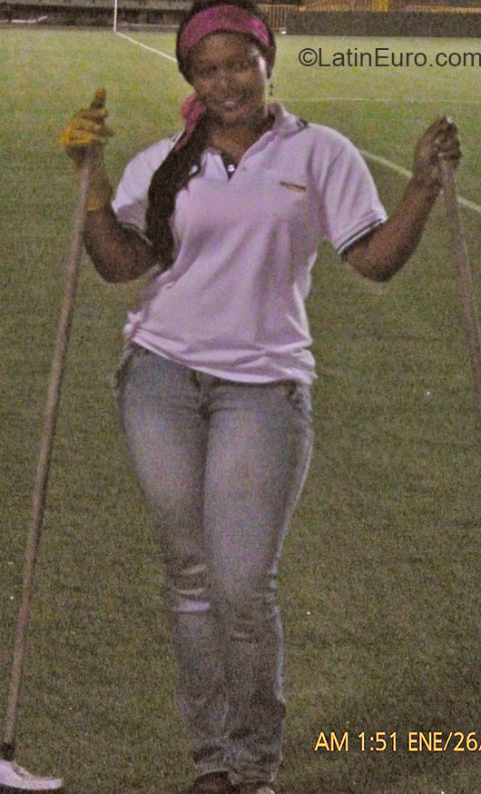 Date this lovely Colombia girl Darling from Medellin CO17373