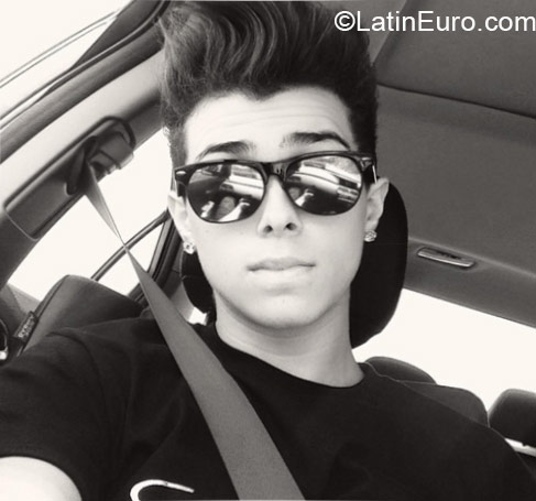 Date this fun Colombia man Andres from Cali CO17052