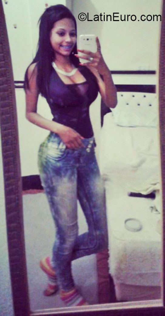 Date this fun Brazil girl Maylia from Sao Paulo BR9249