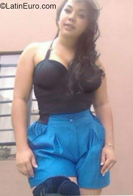 Date this passionate Peru girl Marta from Lima PE1064