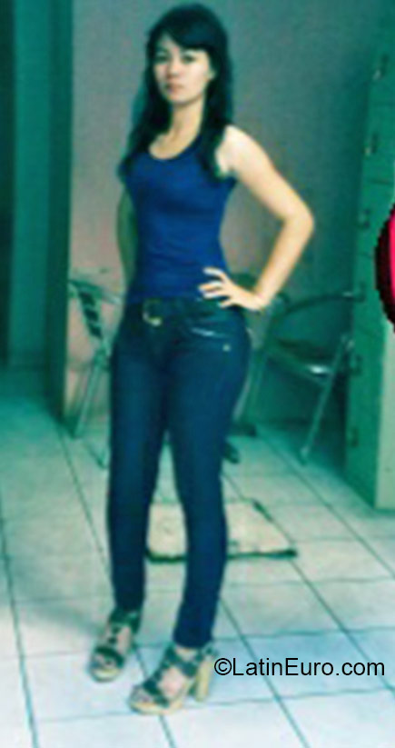 Date this passionate Honduras girl Nora from San Pedro Sula HN1473