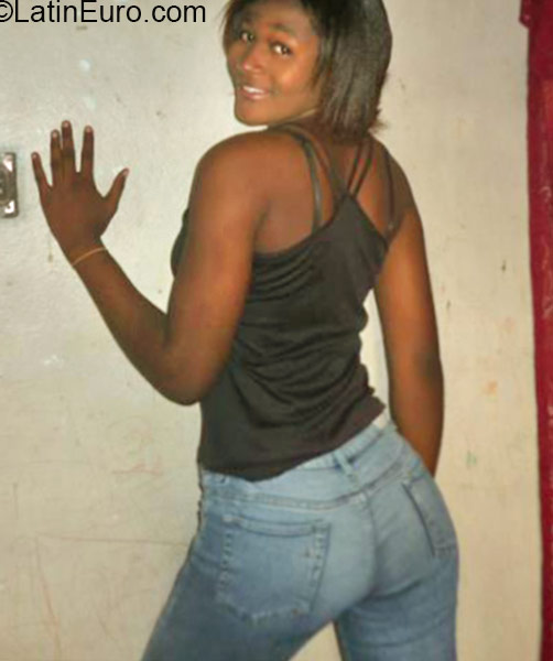 Date this young Jamaica girl Zaporiah from Kingston JM1978