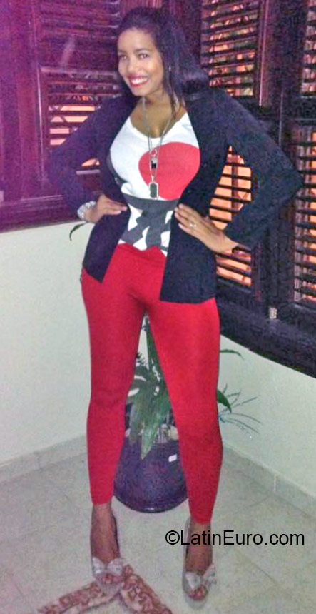 Date this passionate Dominican Republic girl Noelia from Higuey DO21599