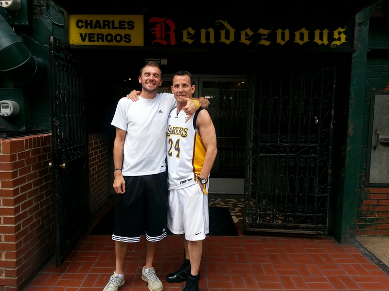 Date this athletic United States man M from L.A_ US15955