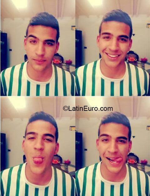Date this foxy Colombia man Andres from medellin CO17114
