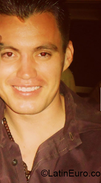 Date this funny Mexico man Sinuhe from Mazatlan MX1384