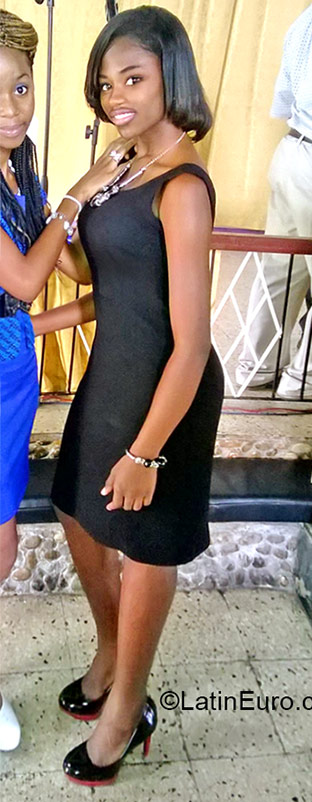 Date this athletic Jamaica girl Britz from Kingston JM1997