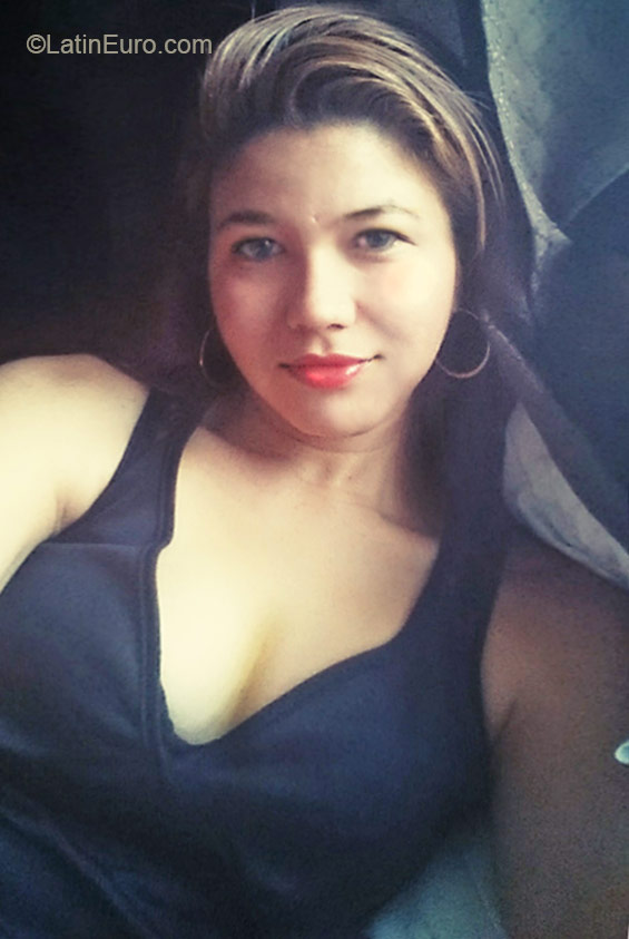 Date this delightful Colombia girl Olga from Medellin CO17176