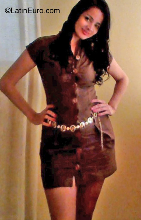 Date this stunning Colombia girl Ixabel from Bogota CO17212