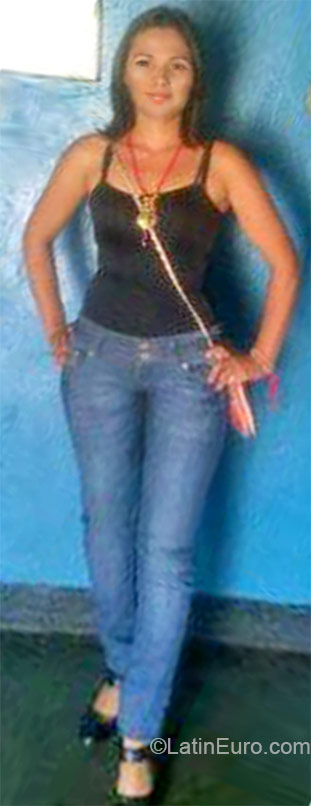 Date this attractive Venezuela girl Maria from Lara VE461
