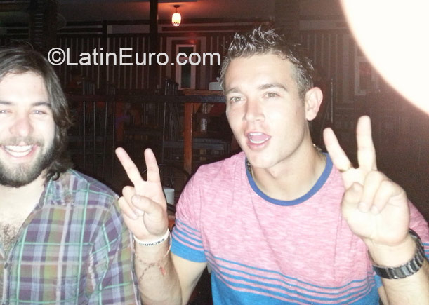 Date this pretty Australia man Timba from Melbourne AU279