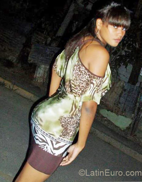 Date this passionate Dominican Republic girl Chanell from Santo Domingo DO21900