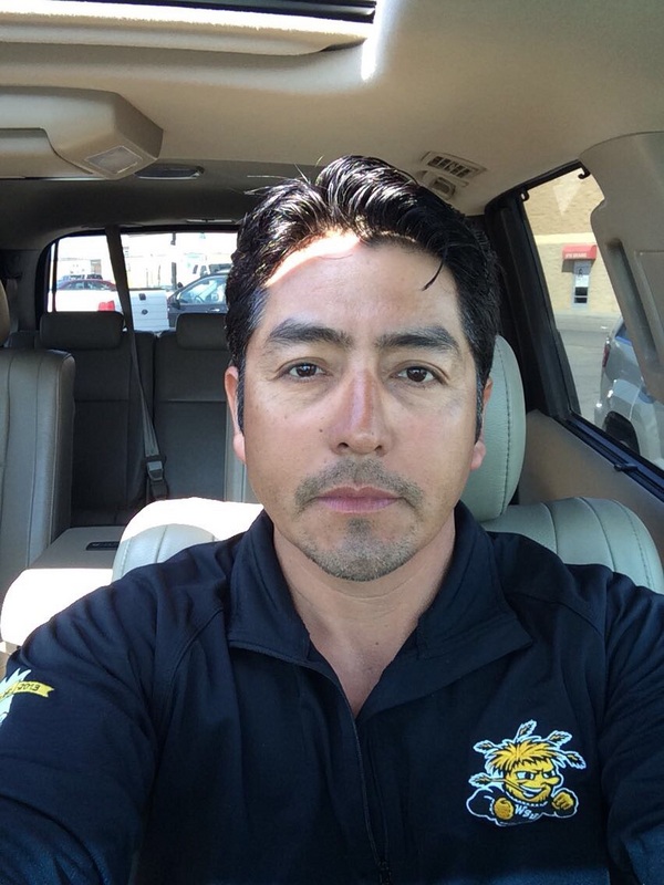 Date this young United States man Victor from Wichita US16067