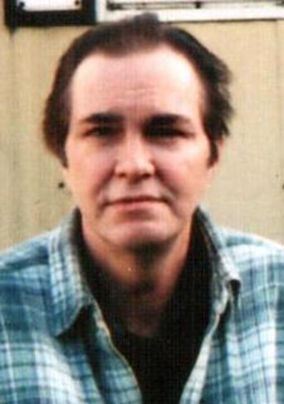 Date this attractive Canada man ME2462 from Matheson CA660