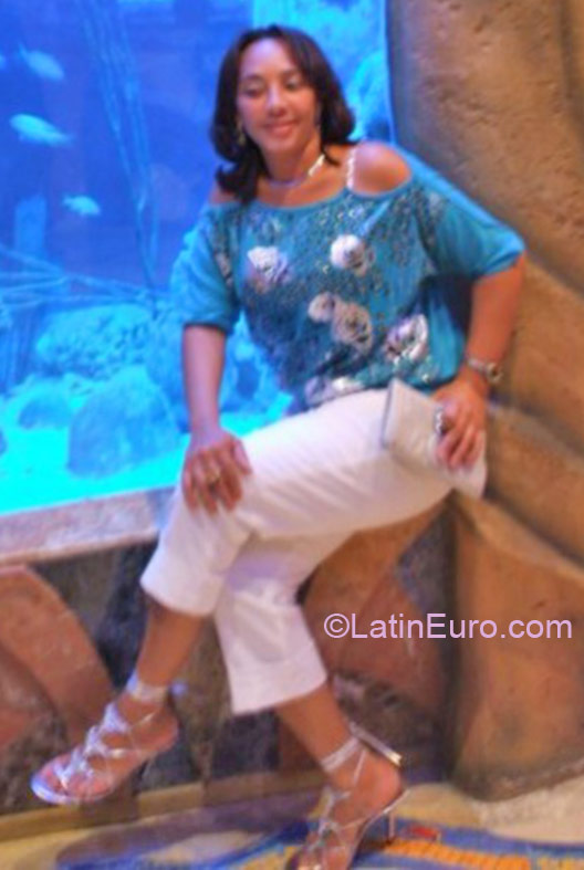 Date this delightful Dominican Republic girl Tifa from Puerto Plata DO22034