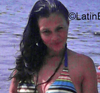 Date this cute Honduras girl Nohemie from La Ceiba HN1520