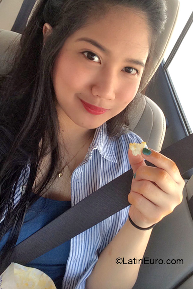 Date this stunning Jordan girl Sri from Amman JO14