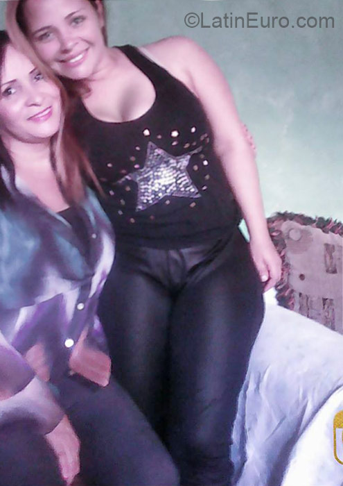 Date this beautiful Honduras girl Yenifer from Tegucigalpa HN1807