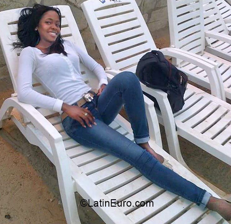 Date this delightful Dominican Republic girl Maria from Santo Domingo DO22206