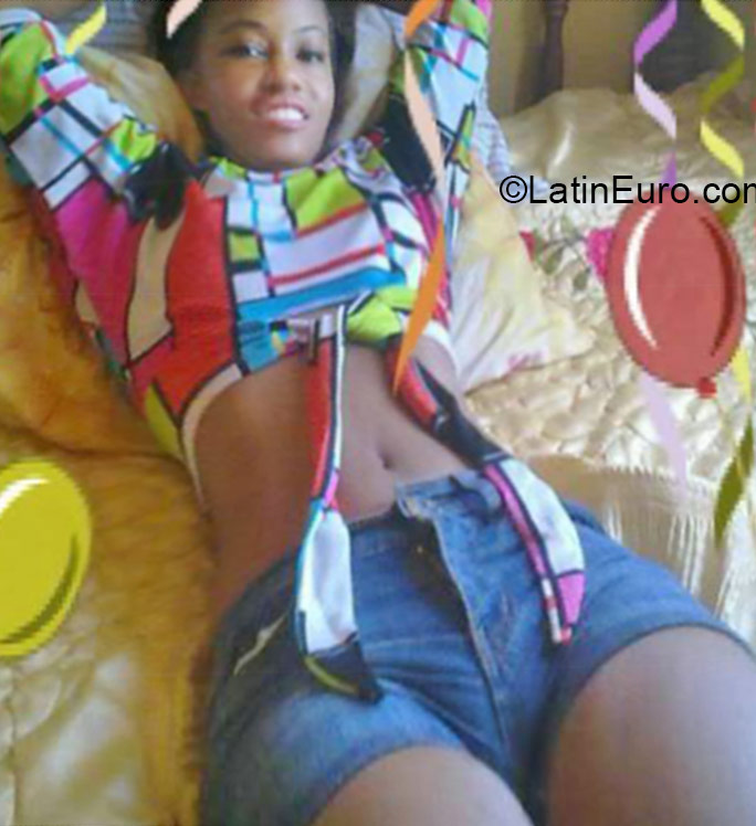 Date this young Jamaica girl Kayla from Kingston JM2055