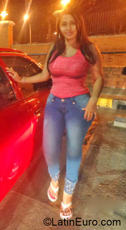 Date this tall Colombia girl Shirley from Cali CO17462