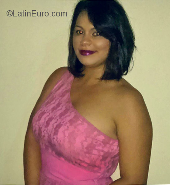 Date this georgeous Dominican Republic girl Icilsa from Santiago DO22359