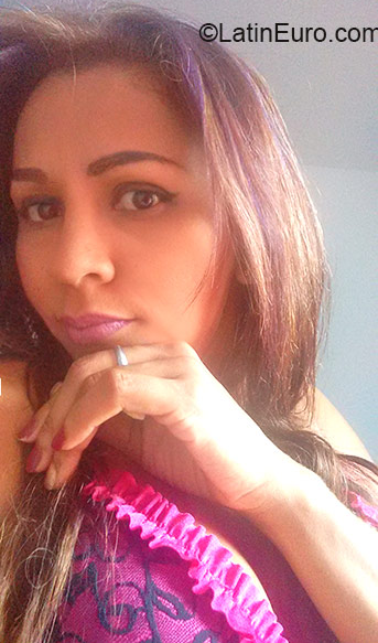 Date this fun Colombia girl Ceci from Medellin CO17531