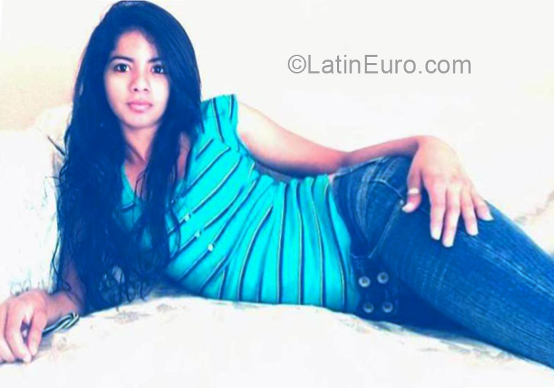 Date this gorgeous Honduras girl Sonia Cruz from Tegucigalpa HN1553