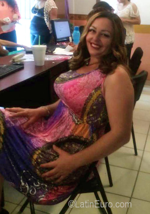 Date this nice looking Mexico girl Ruth from Navojoa MX1425