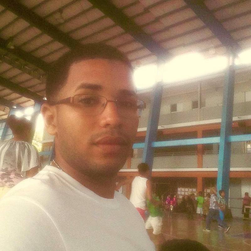 Date this pretty Dominican Republic man Carlos from La Vega DO22464