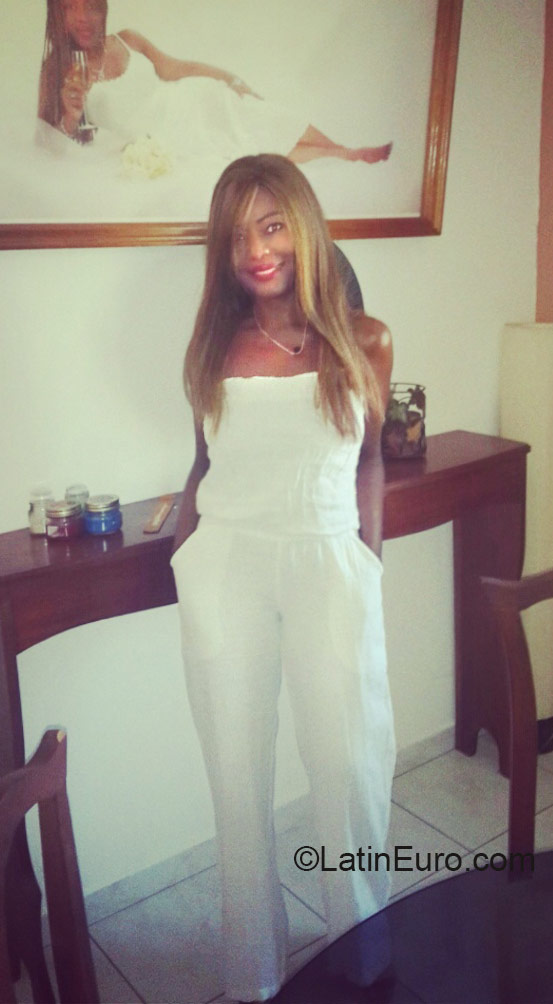 Date this delightful Panama girl Carola from Panama City PA627