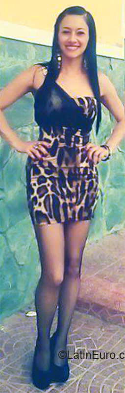 Date this passionate Colombia girl Andria from Pereira CO17670