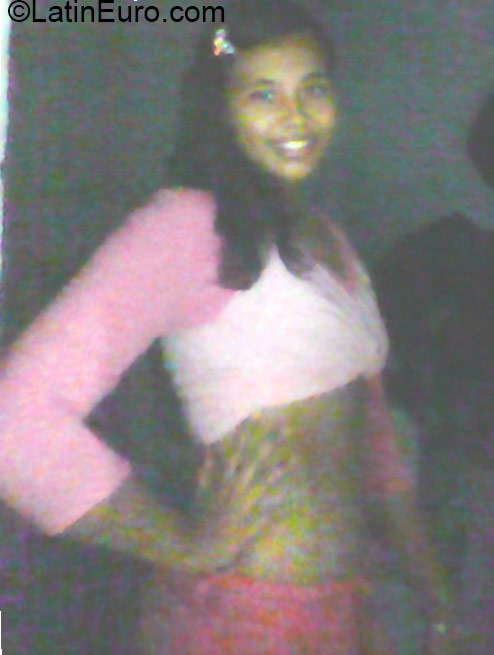 Date this georgeous Colombia girl Isabela from Cali CO17704