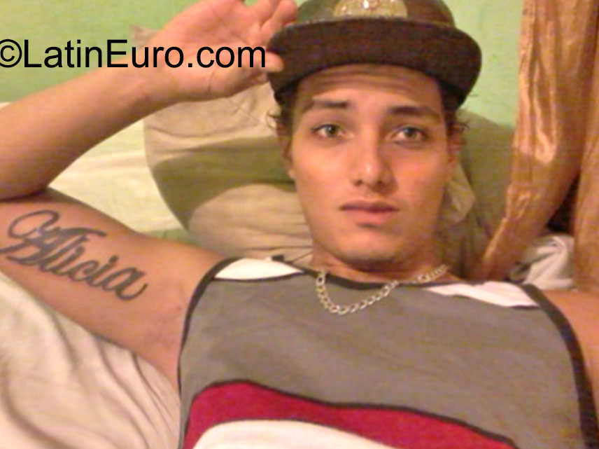 Date this passionate Panama man Cris from Panama City PA650