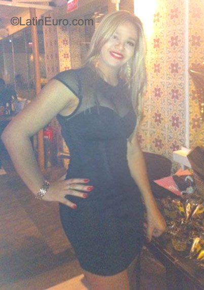 Date this hot Brazil girl Michelle from Recife BR9408