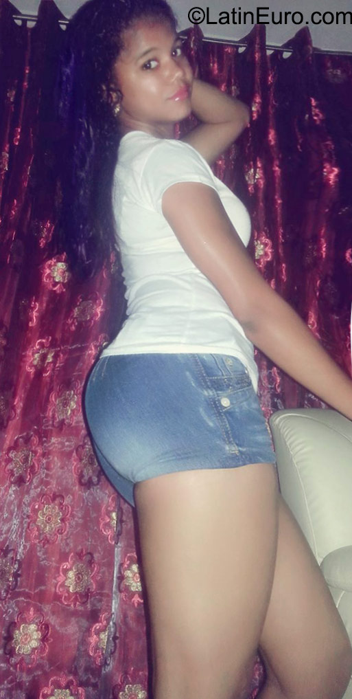 Date this georgeous Dominican Republic girl Franelis from Santo Domingo DO22866