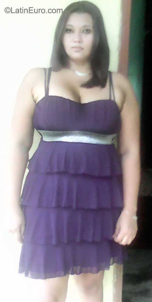 Date this sensual Honduras girl Dora from La Ceiba HN1621