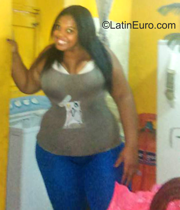 Date this delightful Dominican Republic girl Maria from Santo Domingo DO23025